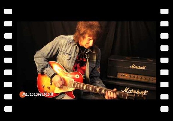 Eliot Michael di Rumble Seat Music: i suoni della Gibson Les Paul